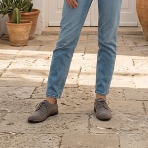 GH Bass & Company Women's 9.5 Size Shoe Oxford.Gray EUC